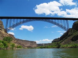 LA10A-13557 scenics 1