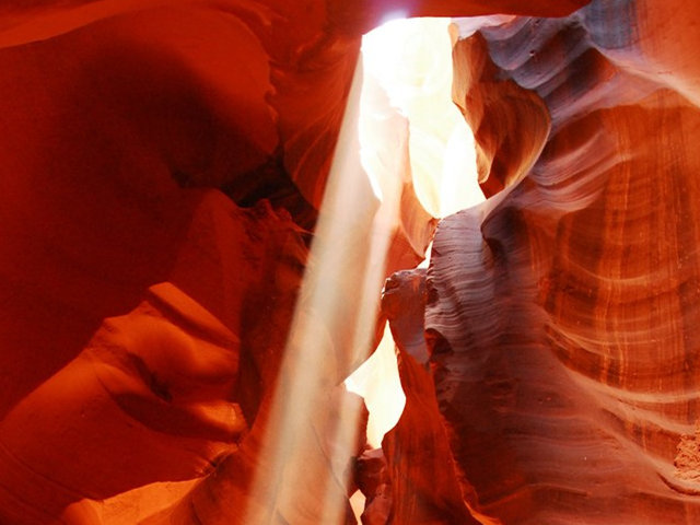 Upper Antelope Canyon Prime Time Tour 9:10 AM, 11:15 AM, 1:20 PM Slots