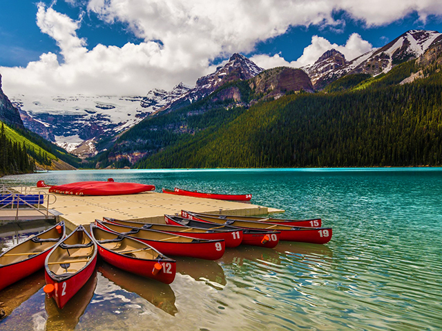 Calgary Round-trip to Banff & Jasper National Parks 4-Day Tour (Package)