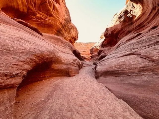 Upper Antelope, Owl, & Rattlesnake Canyons Tour