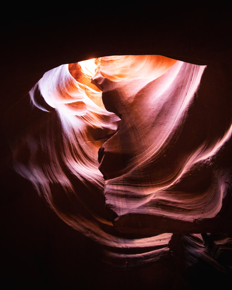 antelope canyon tours lower vs upper