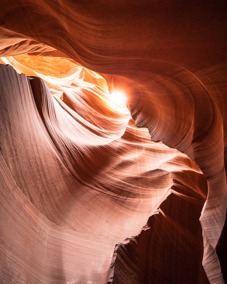 antelope canyon tours lower vs upper