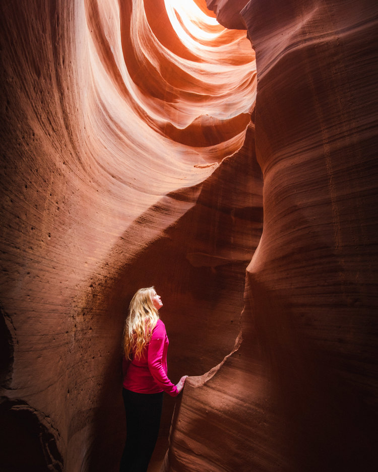 antelope canyon tours lower vs upper